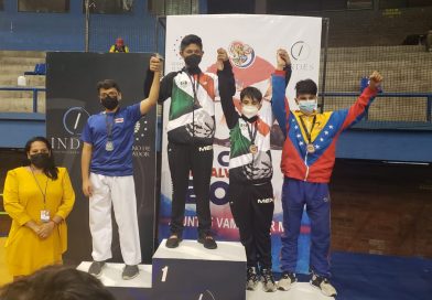 Chihuahuenses ganan medallas de bronce en  Campeonato Centroamericano de Karate